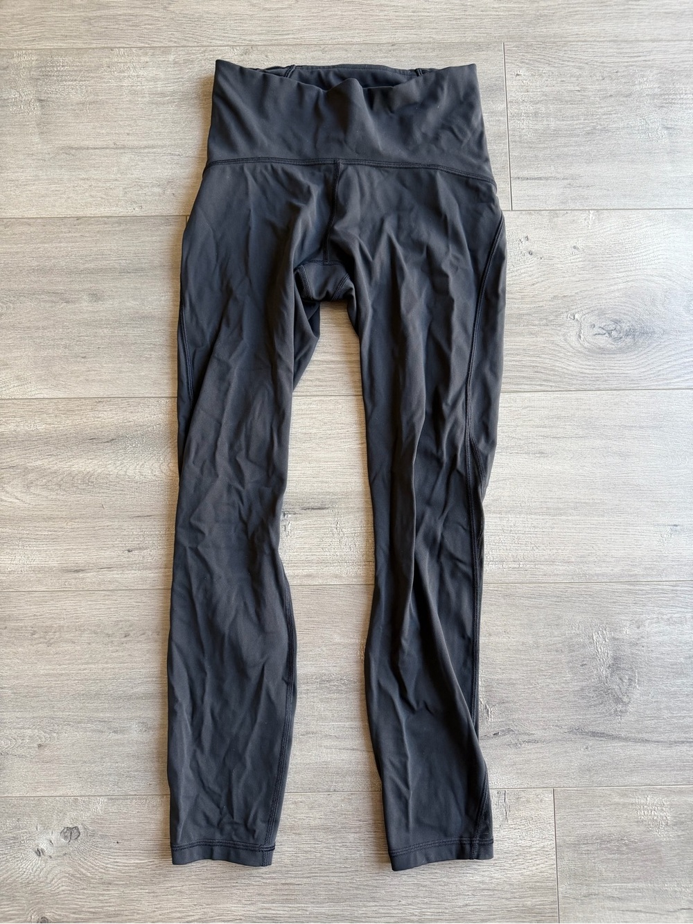 Lululemon Train Times 7/8 Pant *25" - Black - size 4